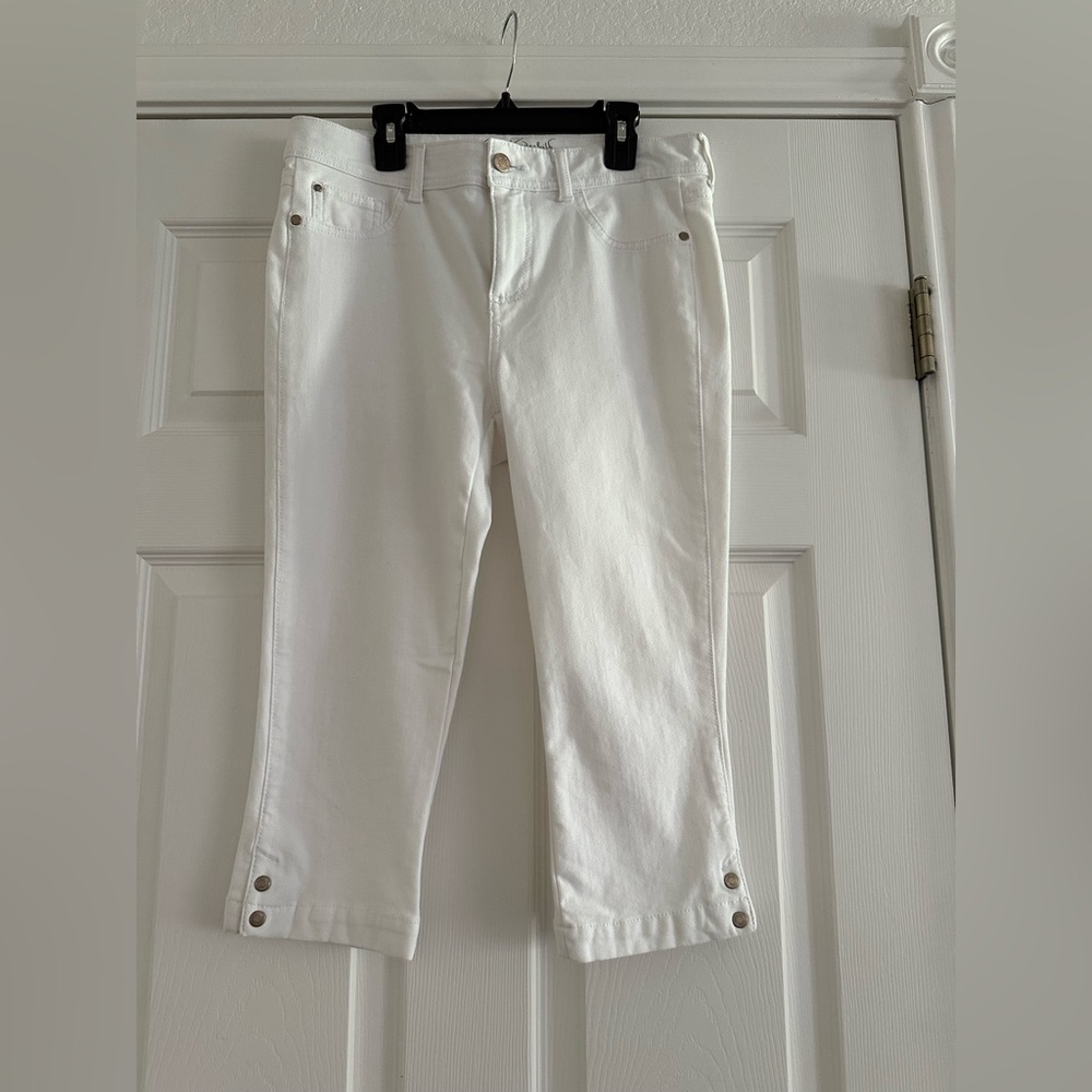 Gloria Vanderbilt capris